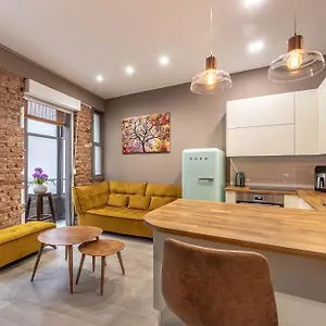 https://old-town-xii-by-aston-rentals.basquecountryhotels.org